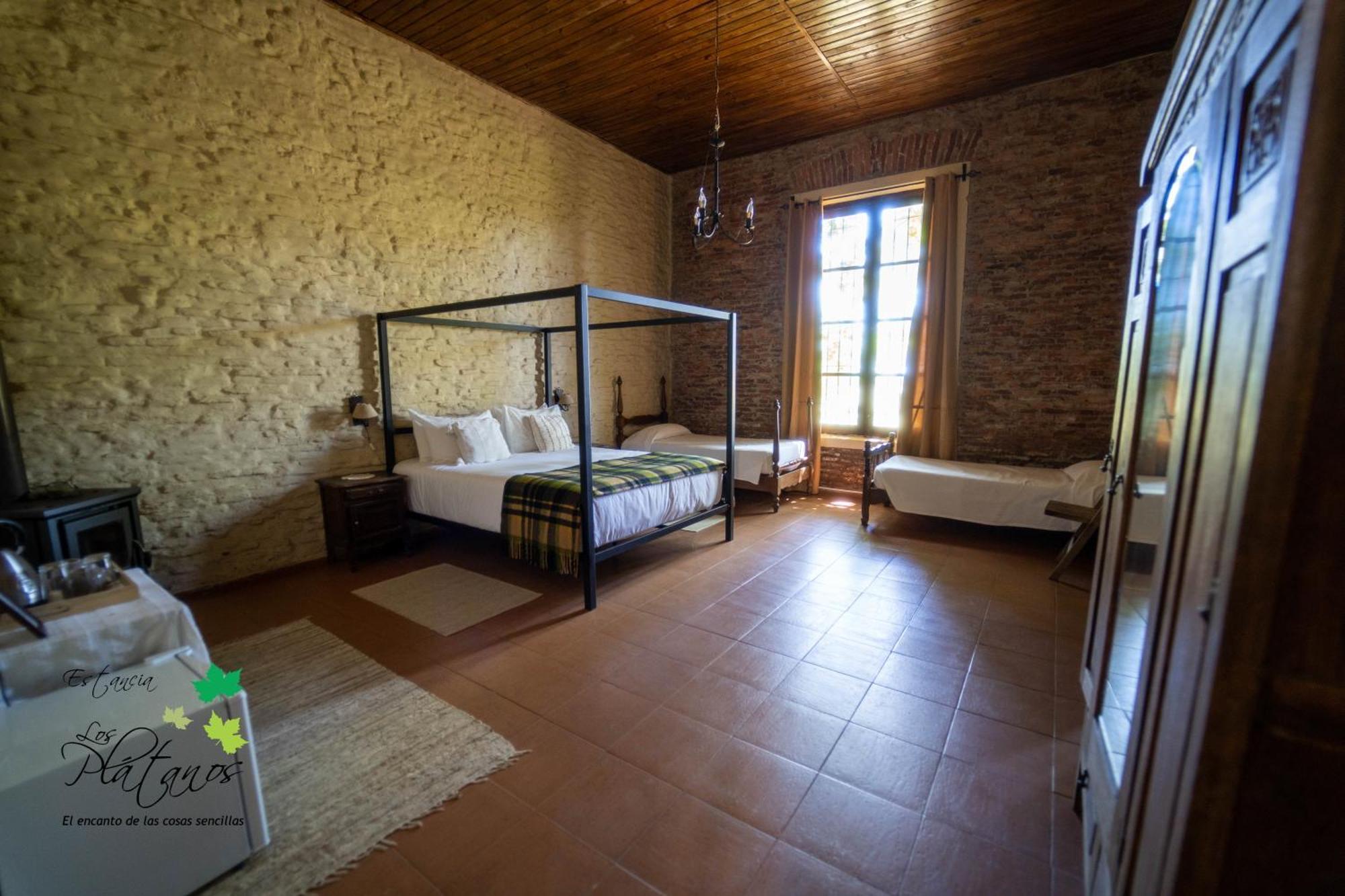 Estancia Los Platanos Valentines Екстер'єр фото